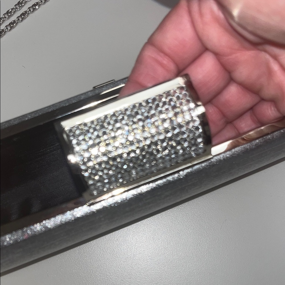 Source Unknown Metallic Silver Clutch with embellishments OS - Picture 11 of 14